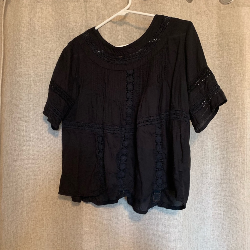Black shirt
